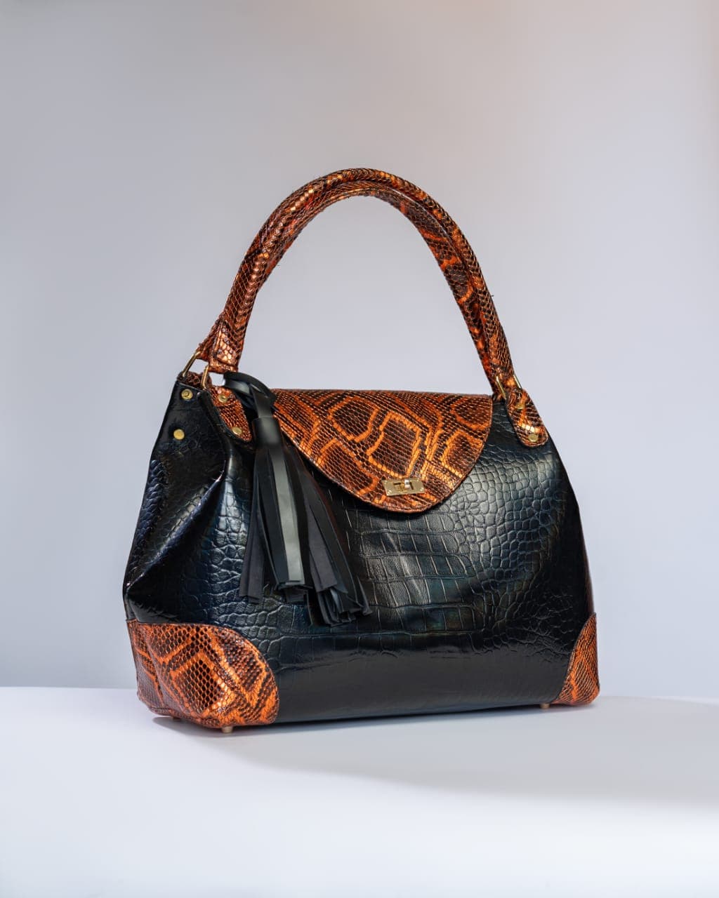 Black Wooden Hand Clutch Bag