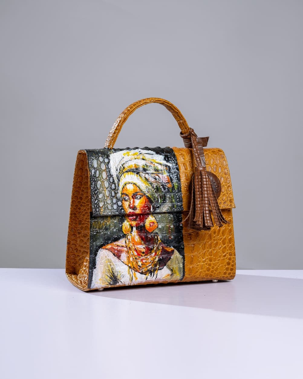 Brown Leather Croc Embossed Elegant Midi bag